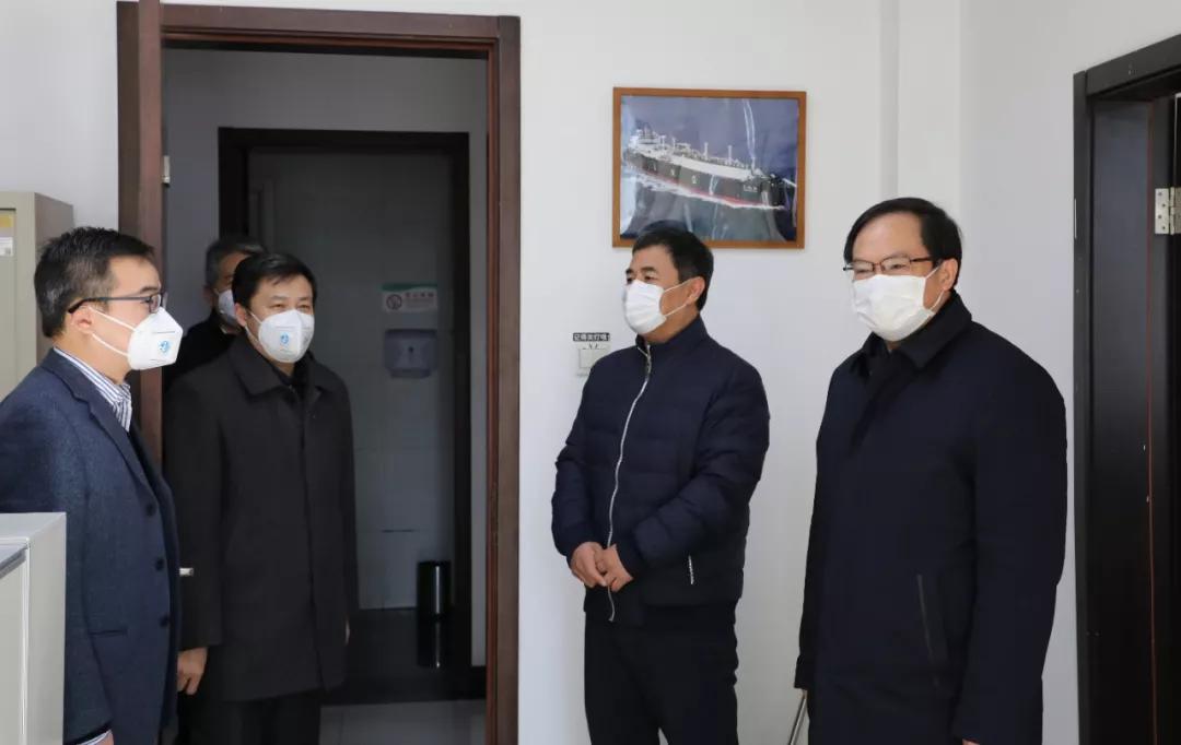 楊金成到長城電子、綜合院檢查指導(dǎo)疫情防控和復(fù)工復(fù)產(chǎn)工作